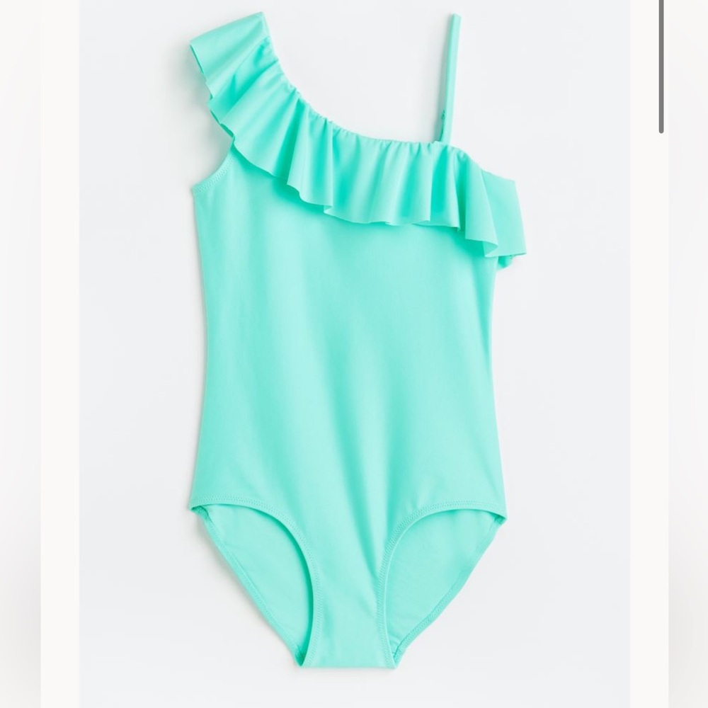 One shoulder swimsuit